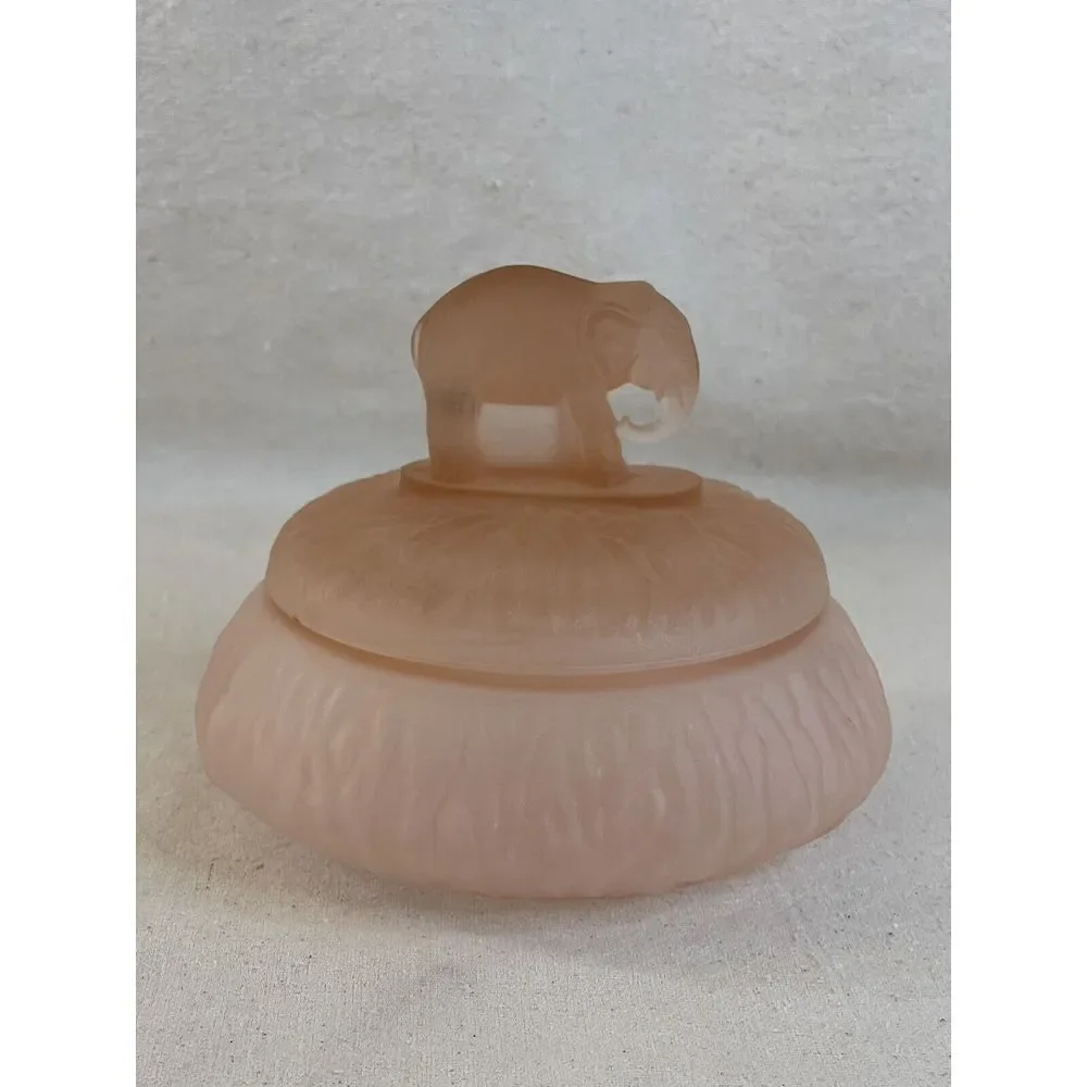 Vintage L.E. Smith Glass Pink Elephant Trinket Box or Powder Jar c.1935